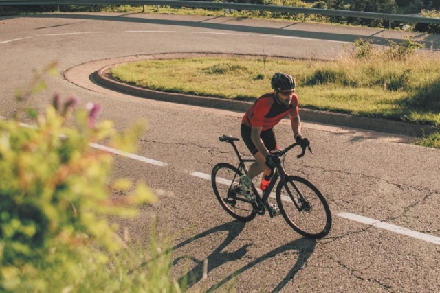 メリダのロードバイクで登坂